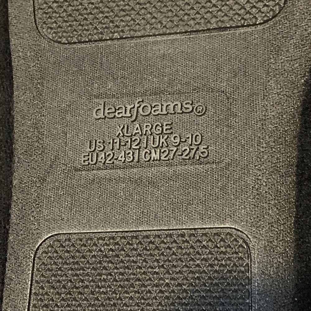 DEARFOAMS- Woman’s Black Plush Slip-On Slippers (XL) - Picture 5 of 7